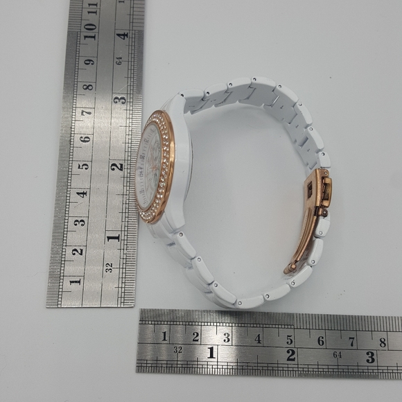 ✔️Premier Designs Rose Gold & White Watch - Picture 3 of 8